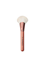 ACCESSORIES 143S BRONZER FAN BRUSH